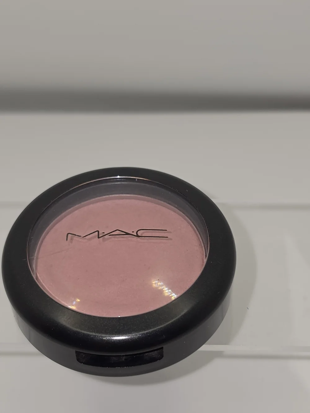DISCONTINUED MAC POWDER BLUSH- 